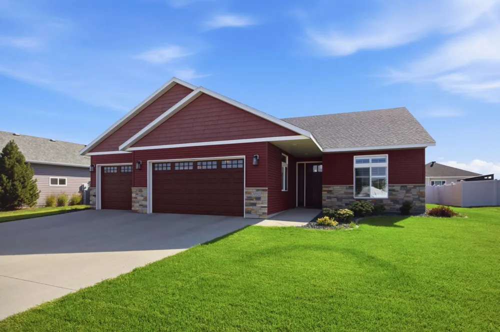 7032 26th Street S Fargo, ND 58104