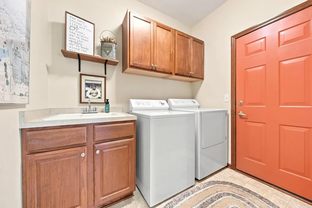 8958 Coffman Path Inver Grove Heights, MN 55076
