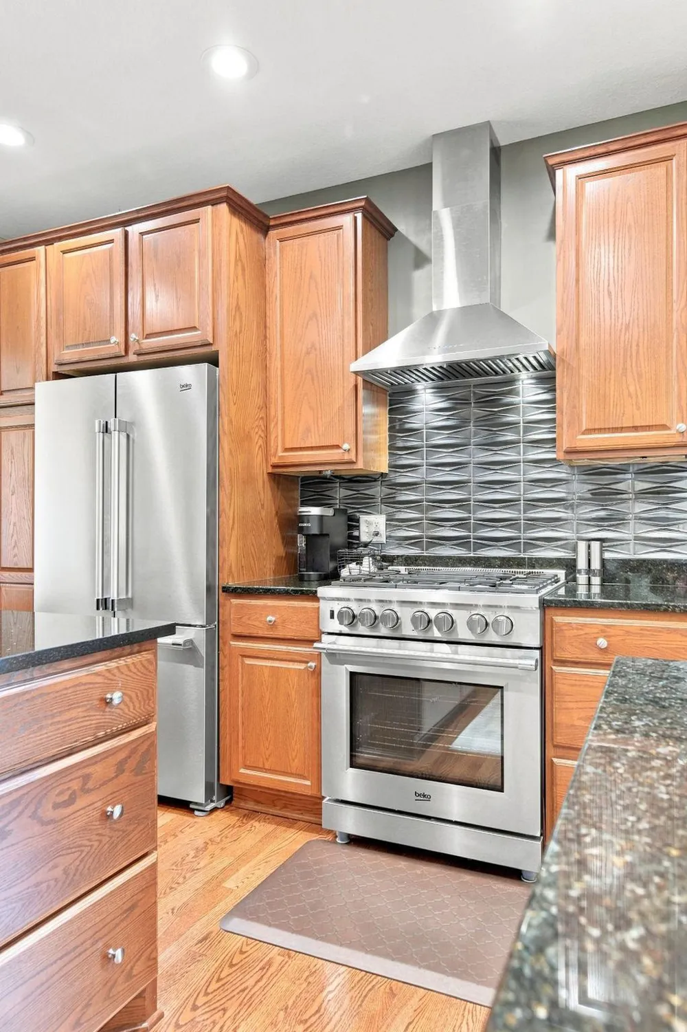 8958 Coffman Path Inver Grove Heights, MN 55076