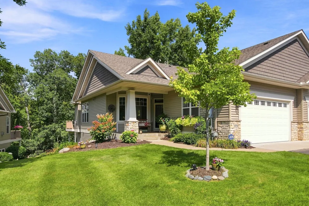 8958 Coffman Path Inver Grove Heights, MN 55076