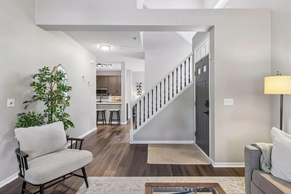 8350 Kimball Drive Eden Prairie, MN 55347