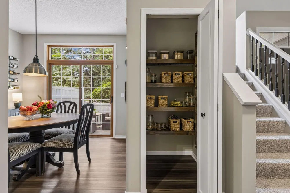8350 Kimball Drive Eden Prairie, MN 55347