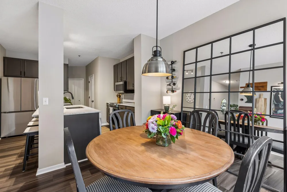 8350 Kimball Drive Eden Prairie, MN 55347