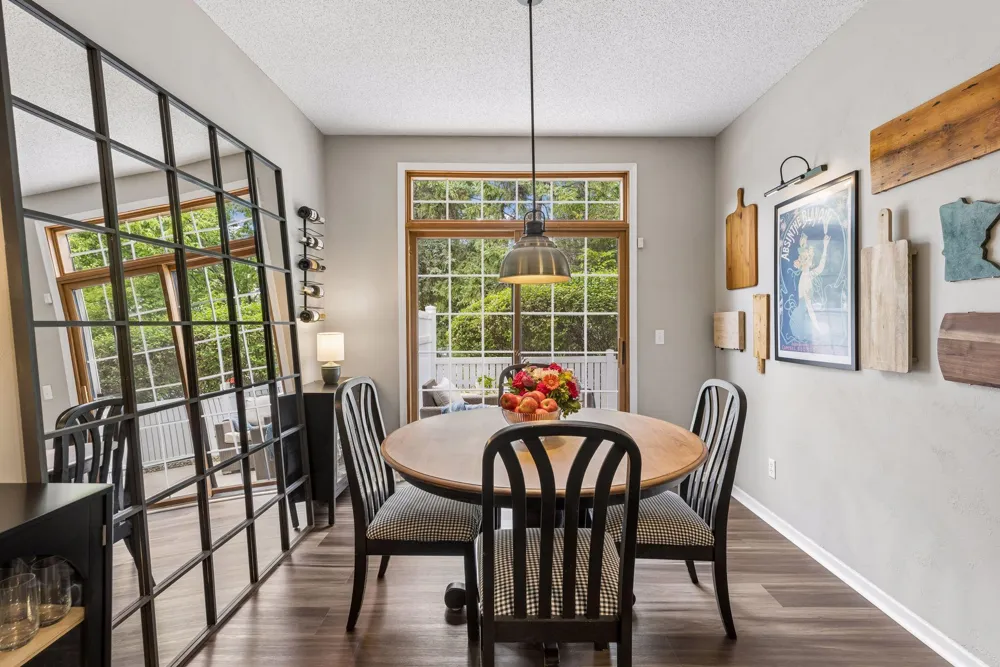 8350 Kimball Drive Eden Prairie, MN 55347