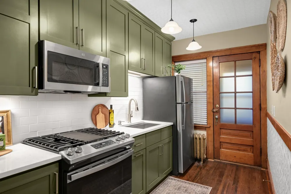 641 Marshall Avenue #4 Saint Paul, MN 55104