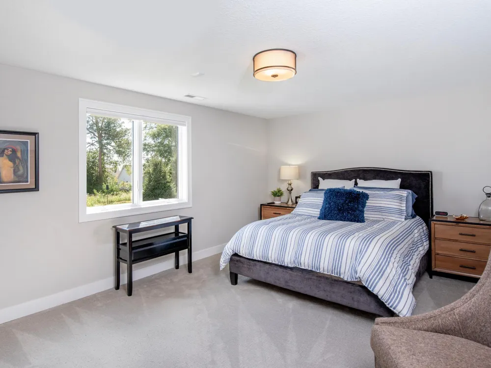 6201 Janero Avenue S Cottage Grove, MN 55016