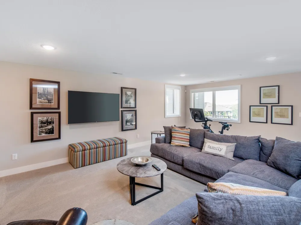 6201 Janero Avenue S Cottage Grove, MN 55016