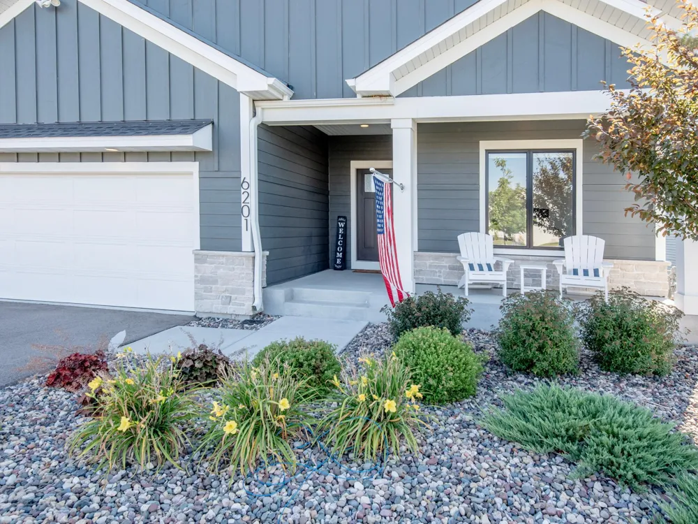 6201 Janero Avenue S Cottage Grove, MN 55016