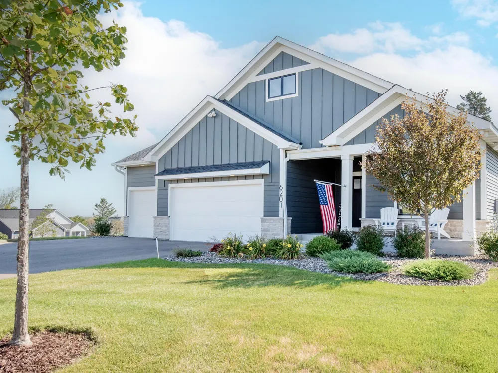 6201 Janero Avenue S Cottage Grove, MN 55016