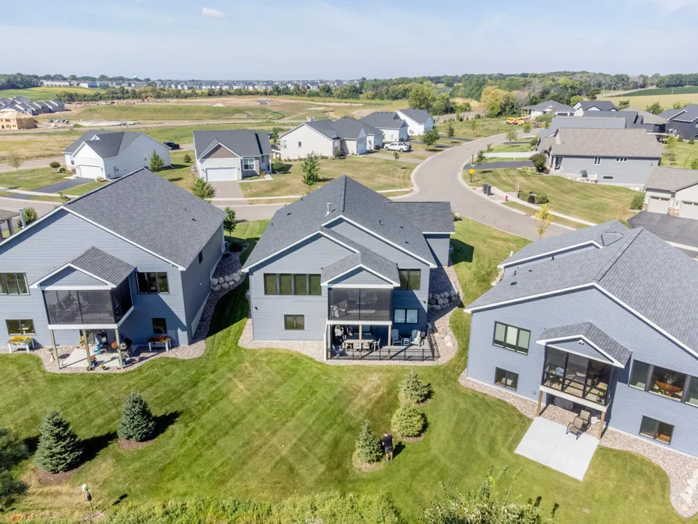 6201 Janero Avenue S Cottage Grove, MN 55016