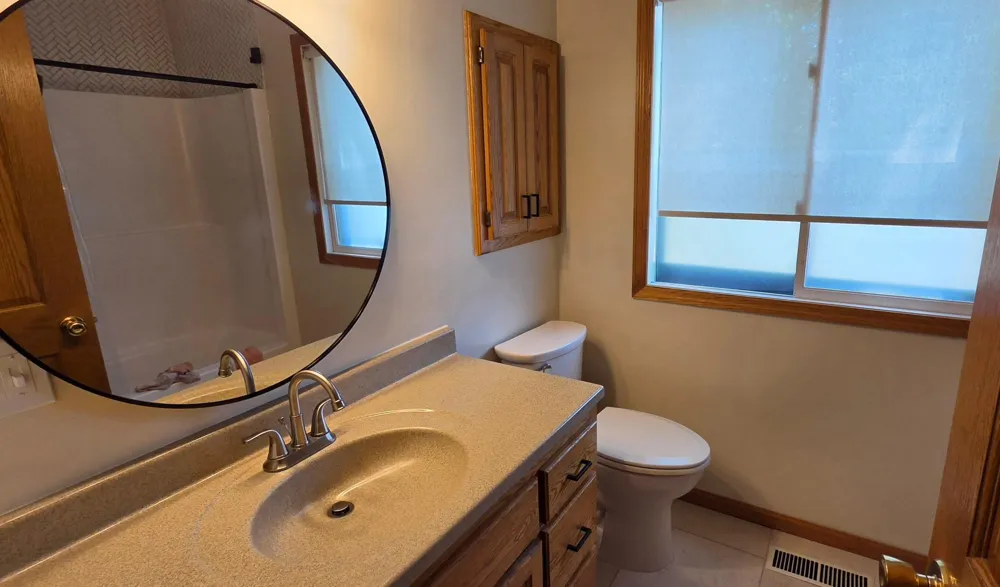 12123 Red Oak Court S Burnsville, MN 55337