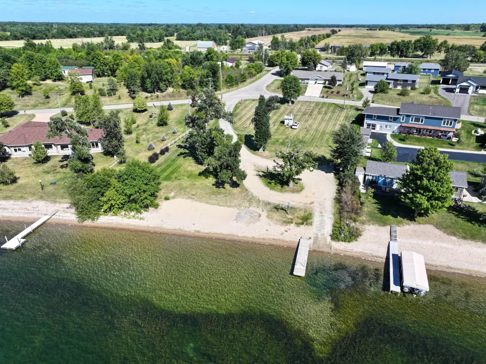 1695 Sunset Access Road SE Alexandria, MN 56308
