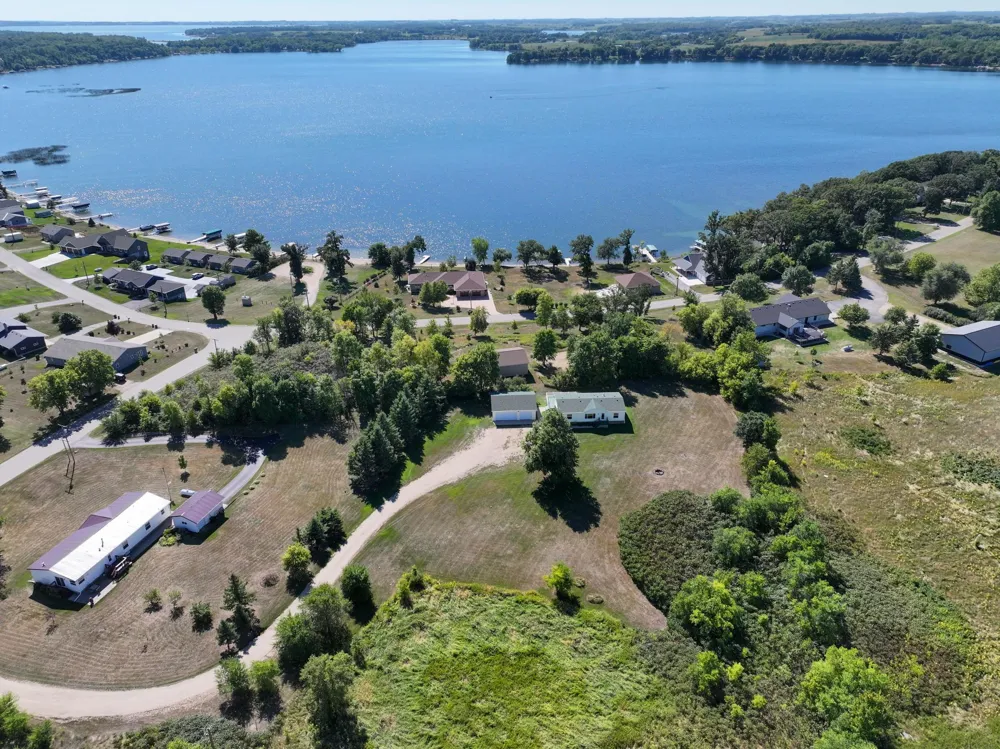 1695 Sunset Access Road SE Alexandria, MN 56308