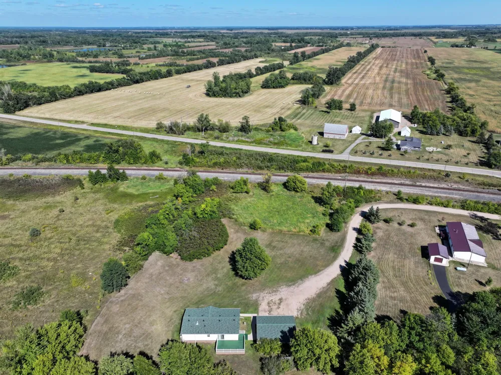 1695 Sunset Access Road SE Alexandria, MN 56308