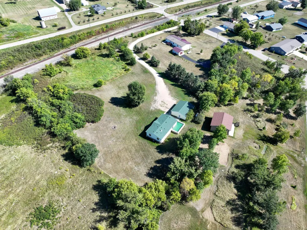 1695 Sunset Access Road SE Alexandria, MN 56308