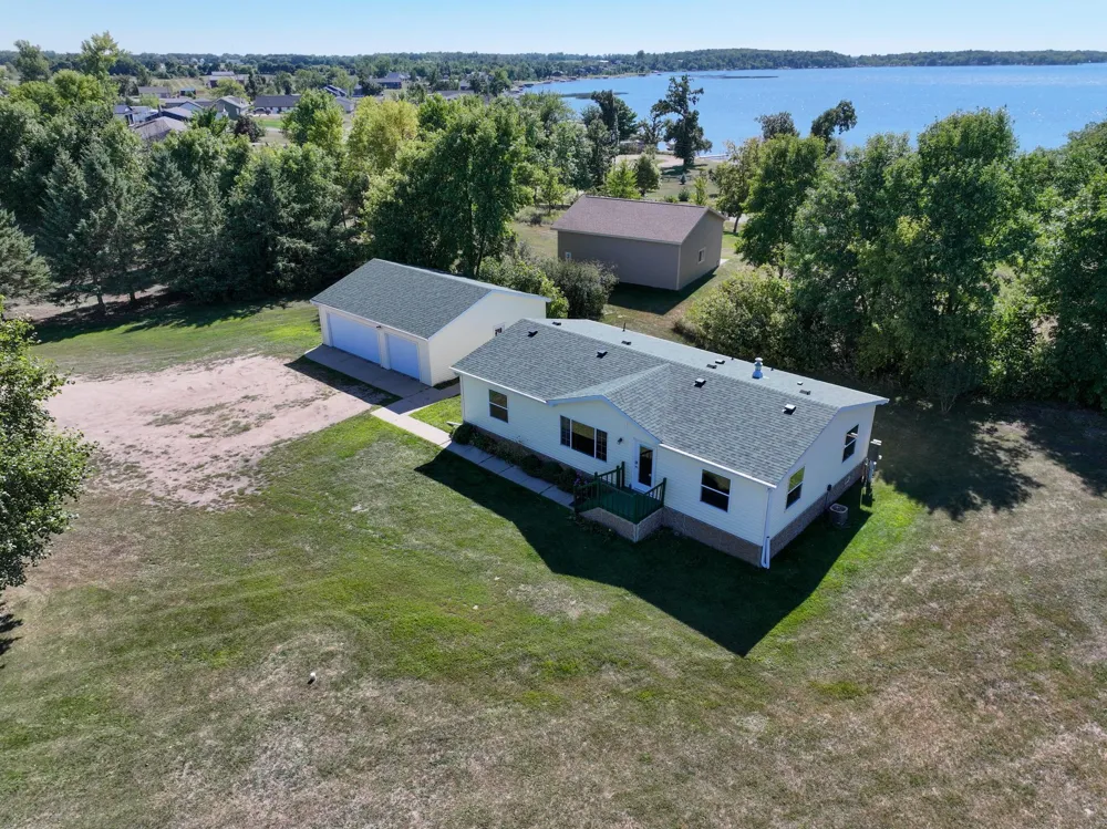 1695 Sunset Access Road SE Alexandria, MN 56308