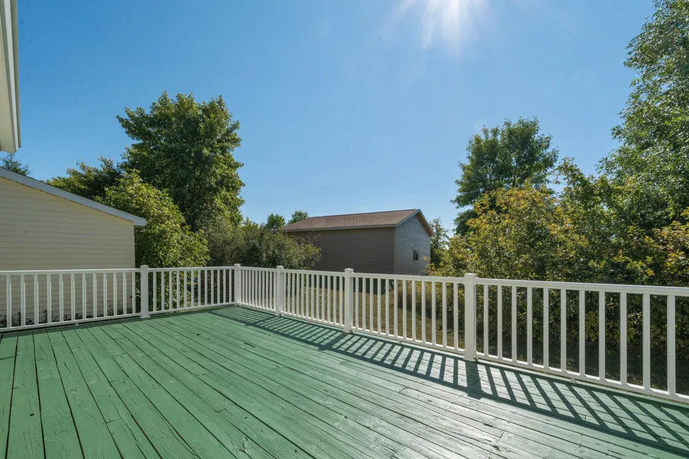 1695 Sunset Access Road SE Alexandria, MN 56308