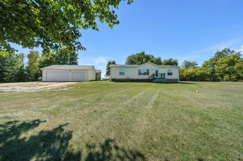 1695 Sunset Access Road SE Alexandria, MN 56308