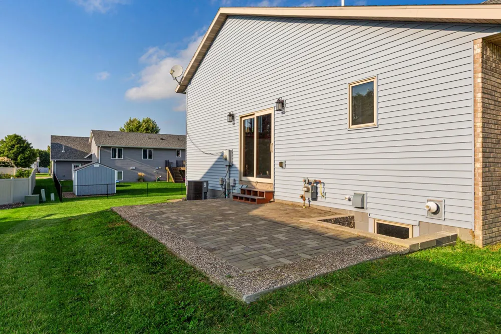 1390 18th Street SE Owatonna, MN 55060