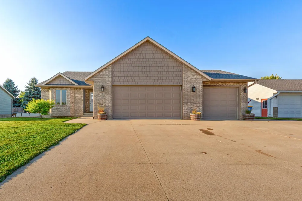 1390 18th Street SE Owatonna, MN 55060