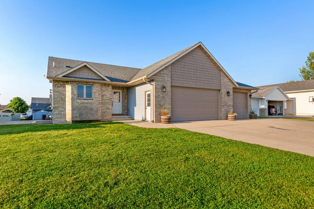 1390 18th Street SE Owatonna, MN 55060