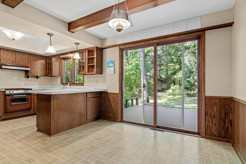 4035 Quaker Lane Plymouth, MN 55441