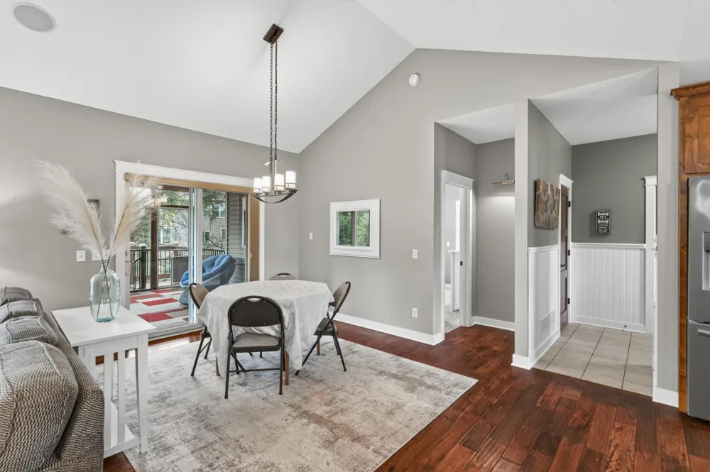 17575 73rd Avenue Maple Grove, MN 55311