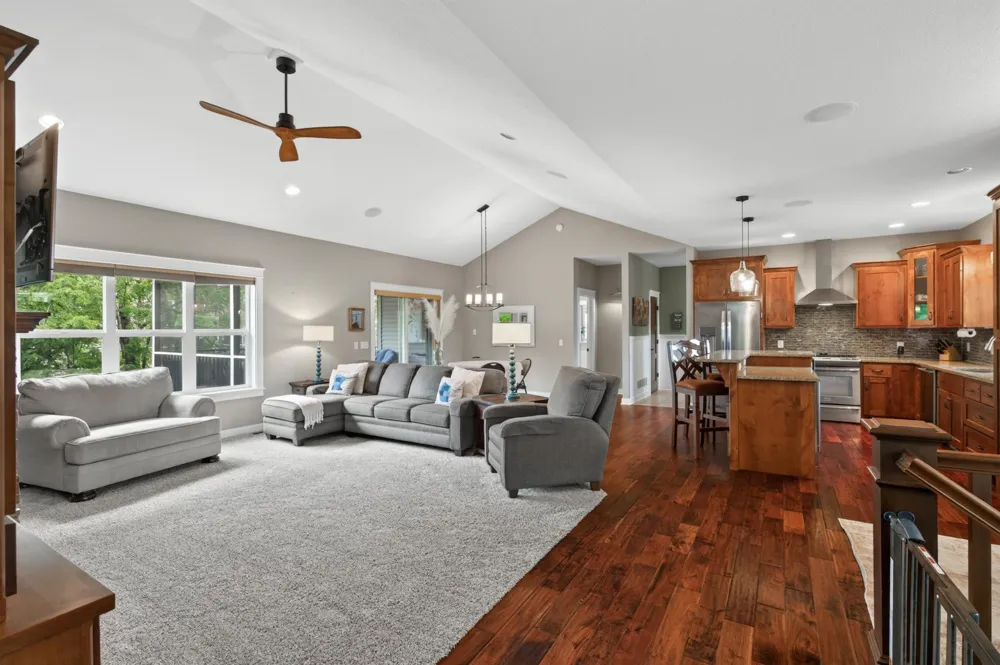 17575 73rd Avenue Maple Grove, MN 55311