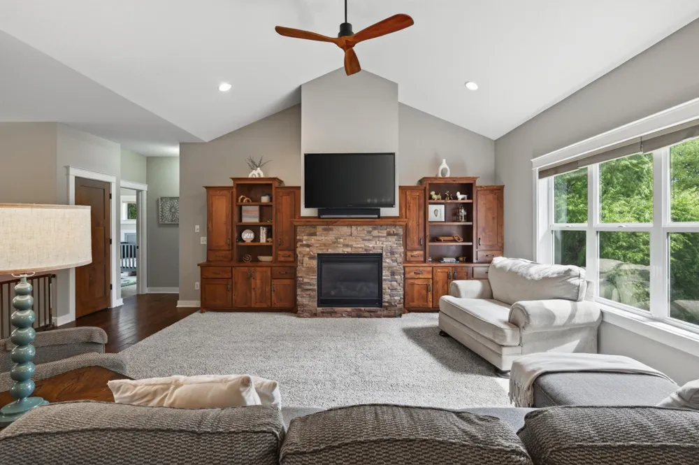 17575 73rd Avenue Maple Grove, MN 55311