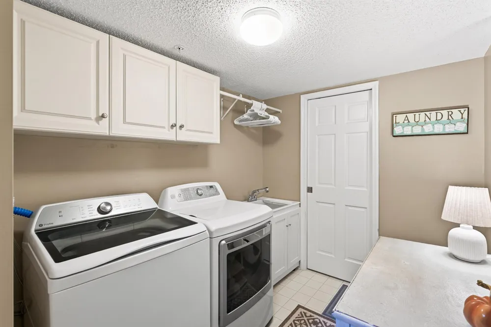 13956 52nd Avenue Plymouth, MN 55446
