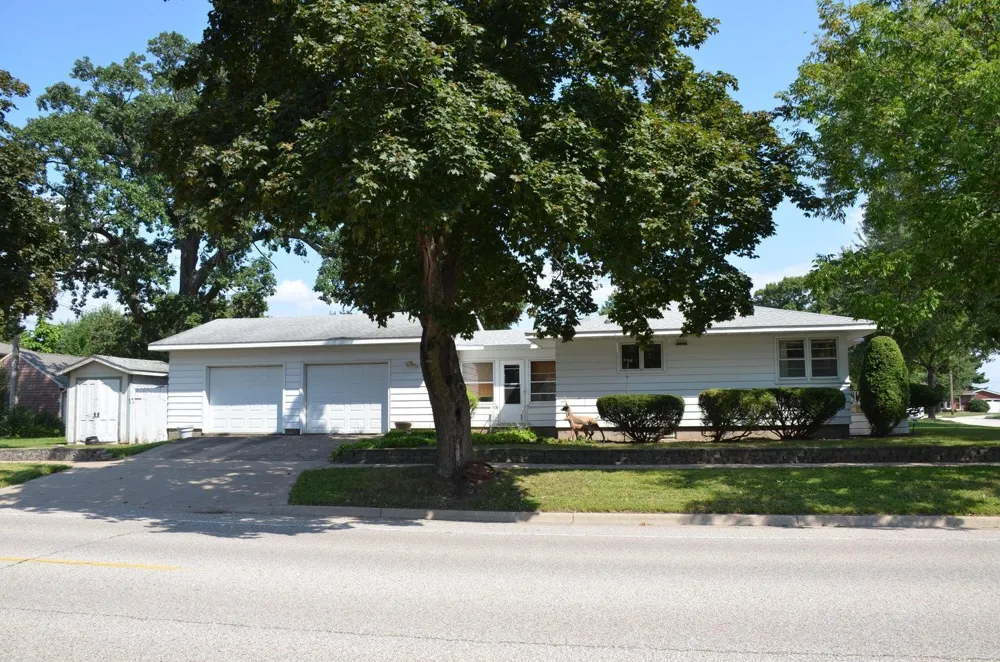 414 8th Street S La Crescent, MN 55947
