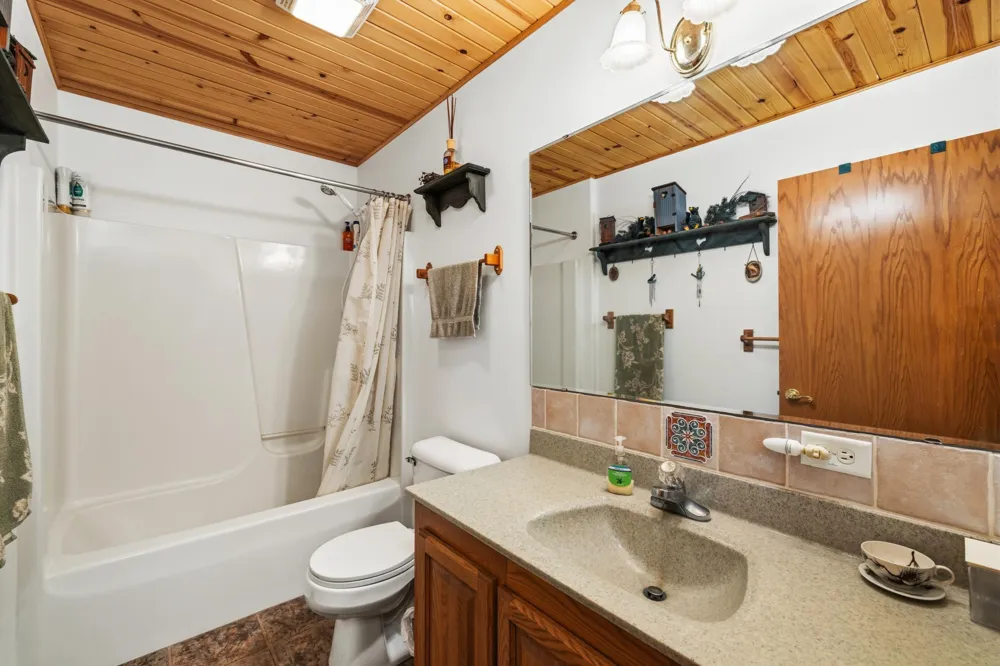 7990 S Agency Estates Drive NW Walker, MN 56484