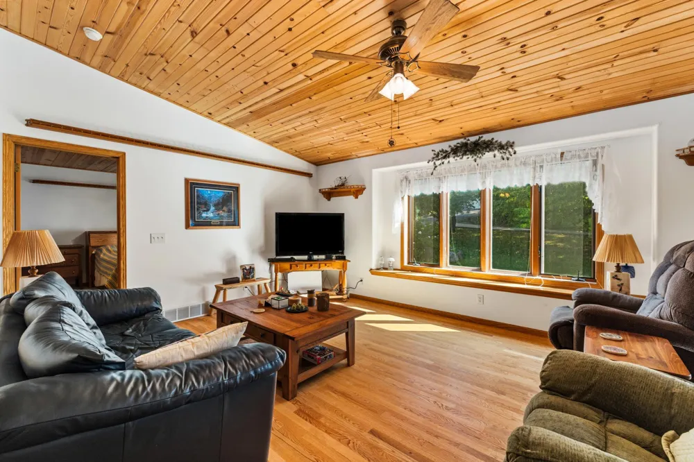 7990 S Agency Estates Drive NW Walker, MN 56484