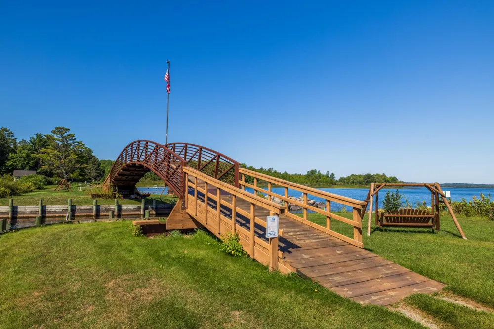 7990 S Agency Estates Drive NW Walker, MN 56484