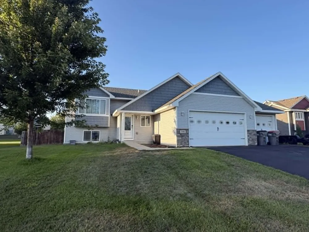 700 Greenwood Street SW Isanti, MN 55040