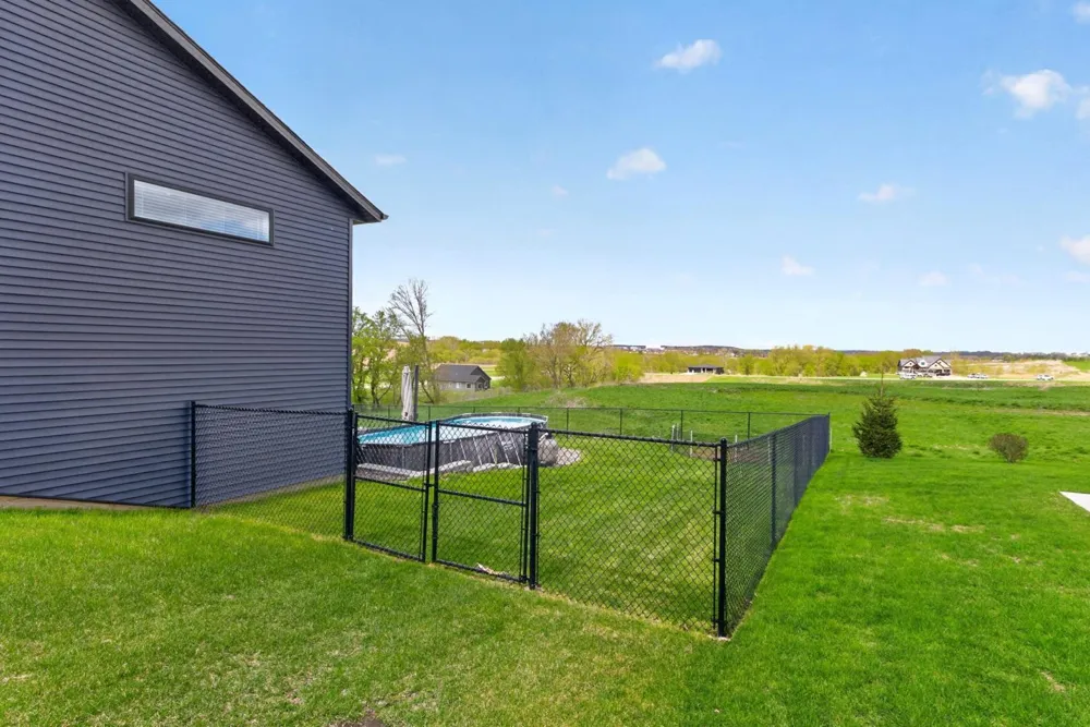 43 13th Street NE Byron, MN 55920