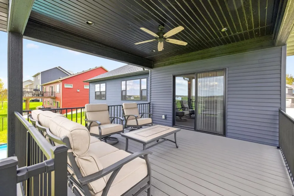 43 13th Street NE Byron, MN 55920