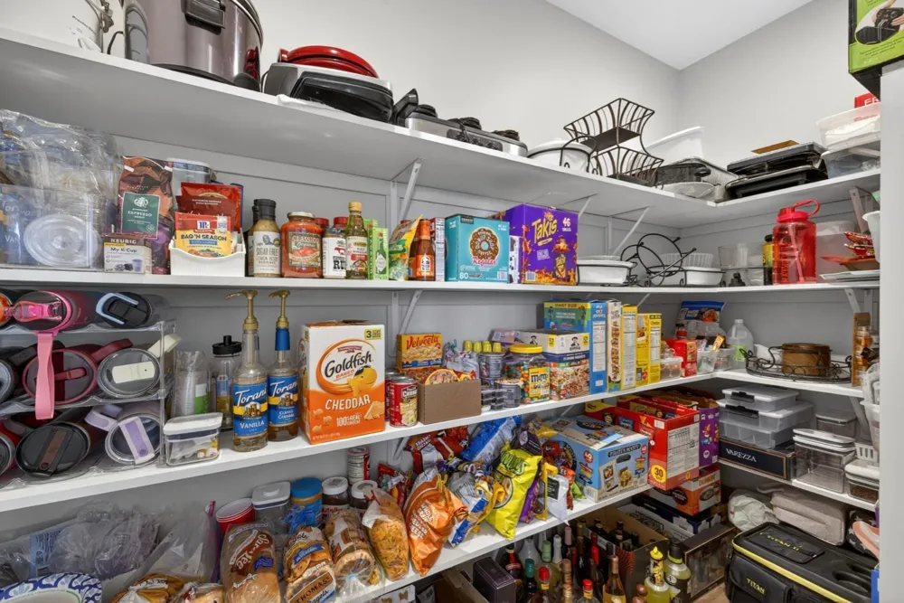 43 13th Street NE Byron, MN 55920
