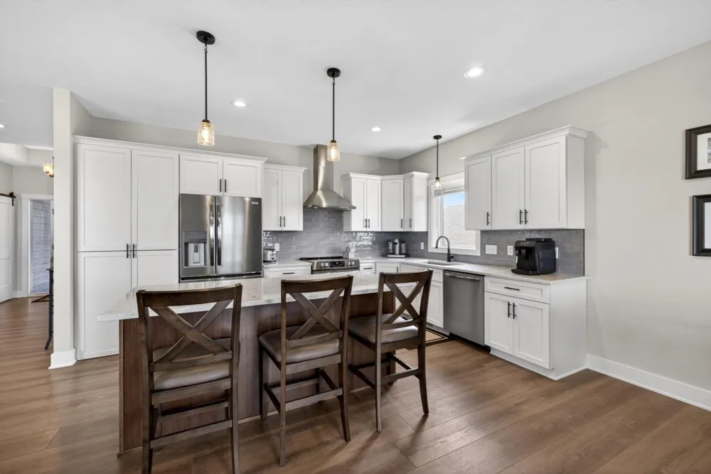 43 13th Street NE Byron, MN 55920