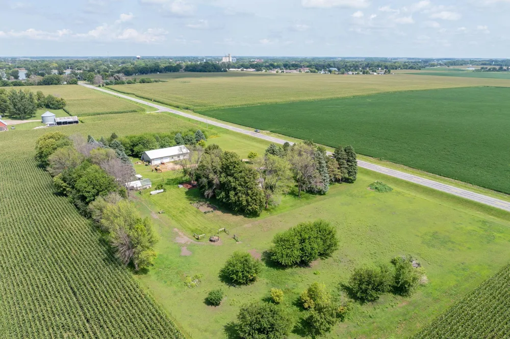 35851 County Road 104 Saint James, MN 56081