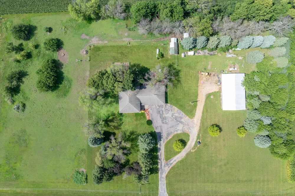 35851 County Road 104 Saint James, MN 56081