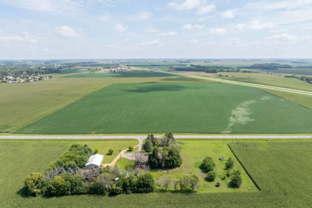35851 County Road 104 Saint James, MN 56081