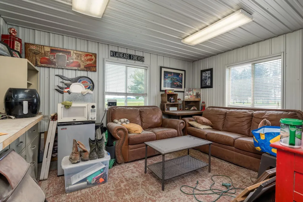 35851 County Road 104 Saint James, MN 56081