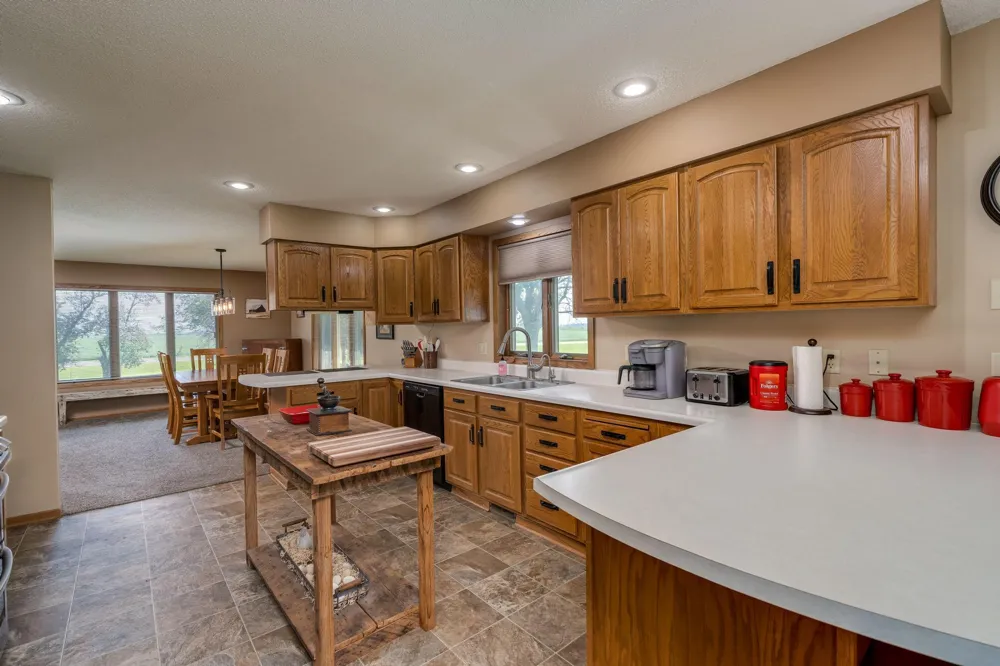 35851 County Road 104 Saint James, MN 56081
