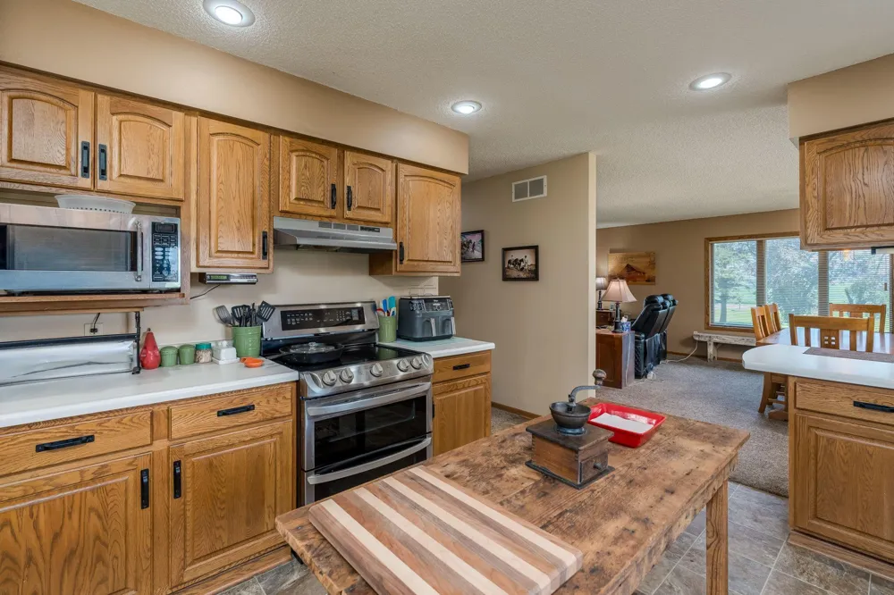 35851 County Road 104 Saint James, MN 56081