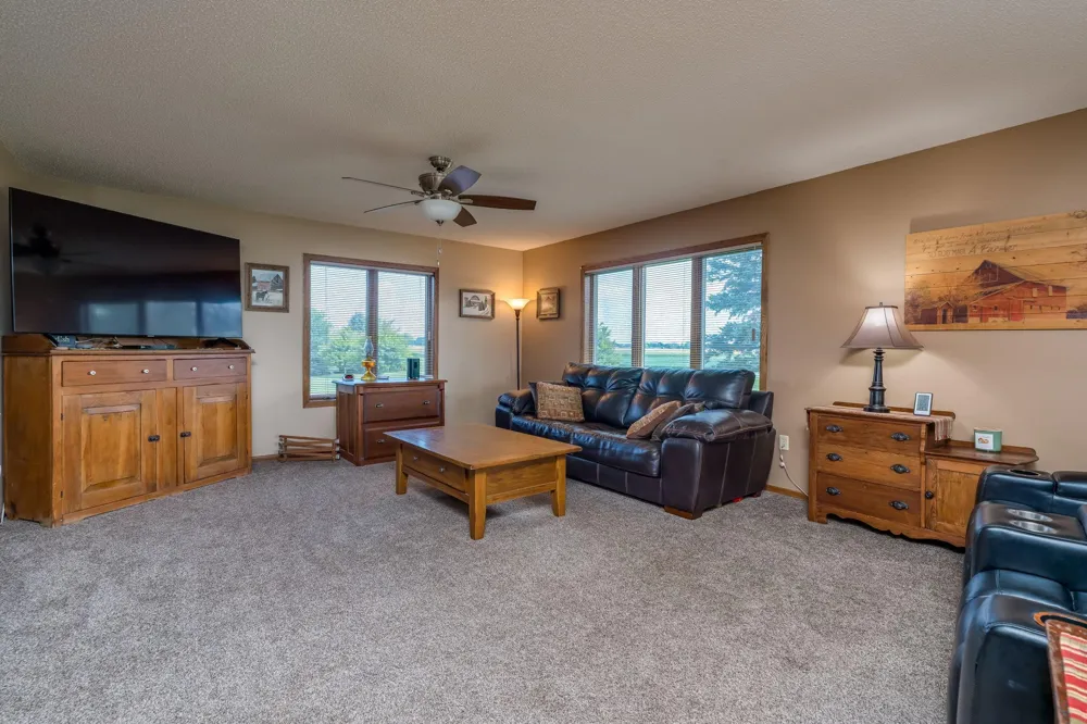 35851 County Road 104 Saint James, MN 56081
