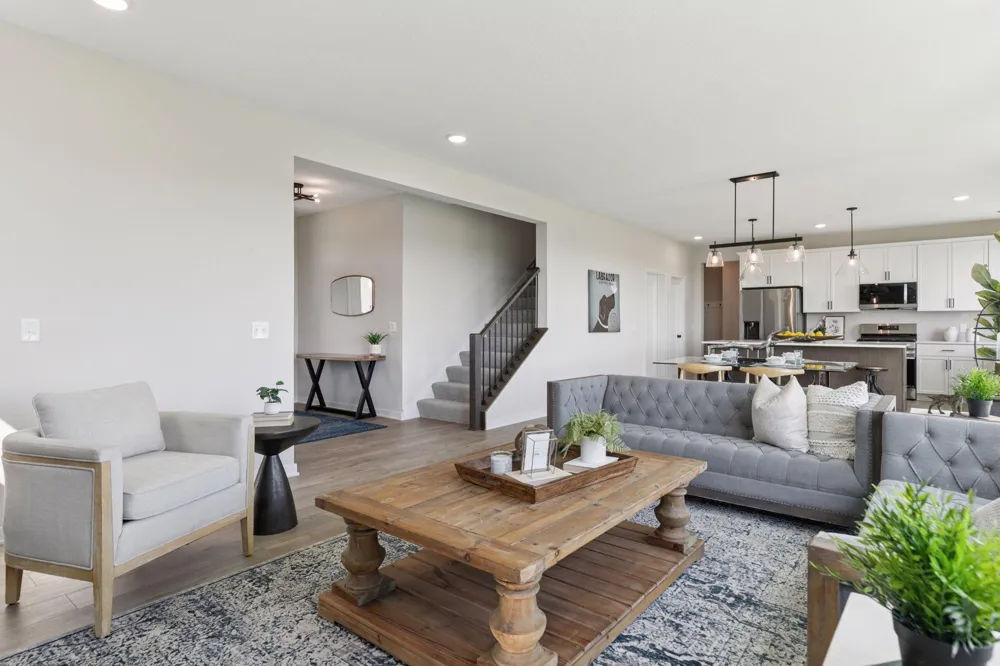 10115 Blackmoor Road Woodbury, MN 55129
