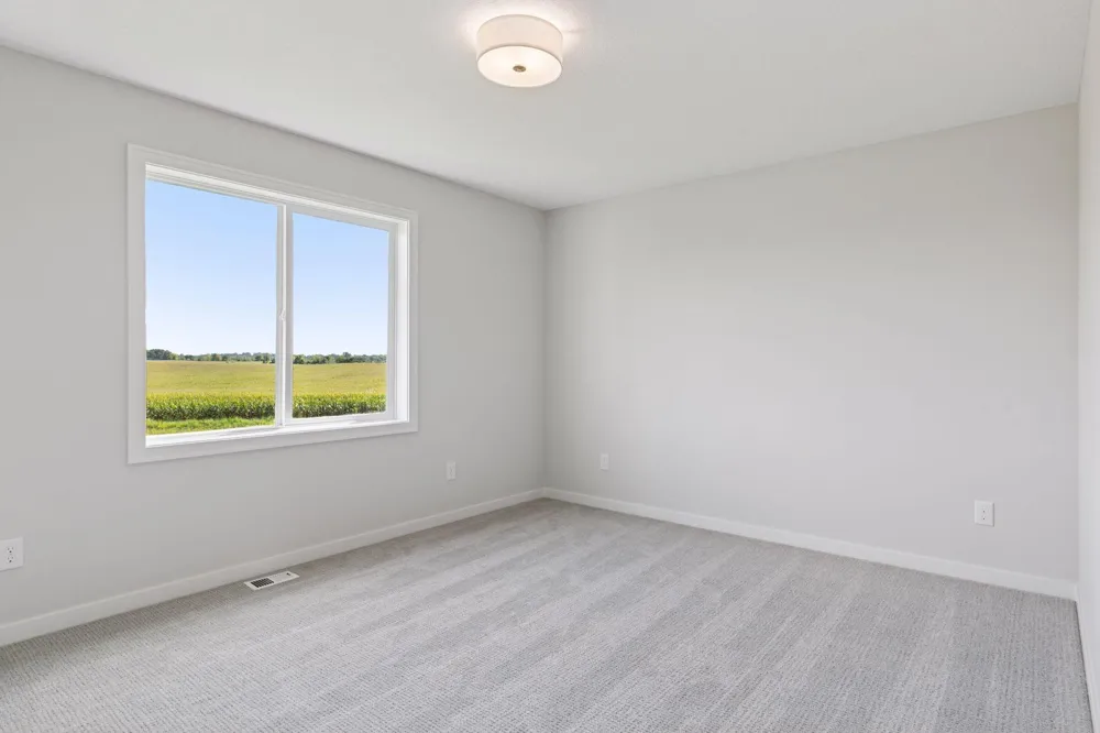 10115 Blackmoor Road Woodbury, MN 55129