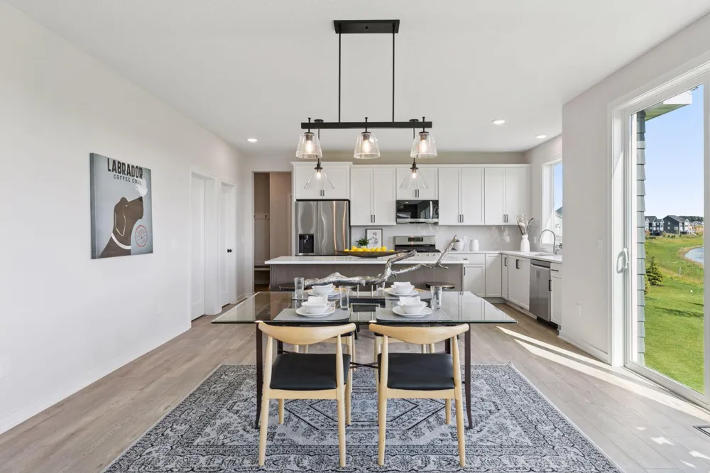 10115 Blackmoor Road Woodbury, MN 55129