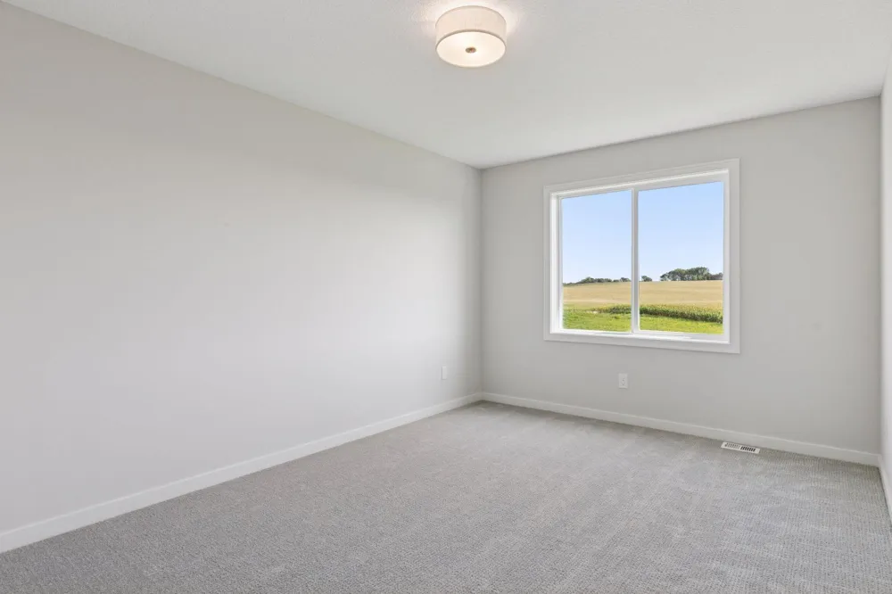 10115 Blackmoor Road Woodbury, MN 55129